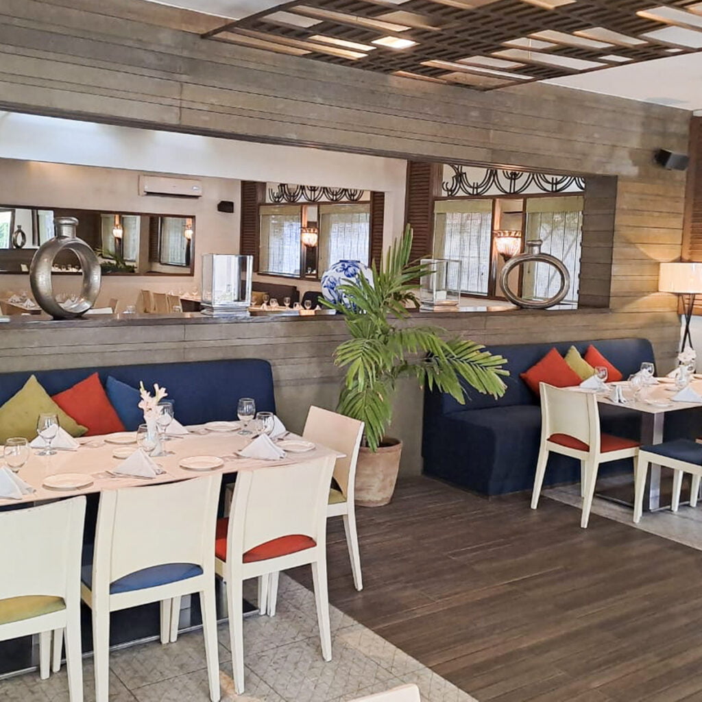 Reference interior: Café Aylanto Karachi